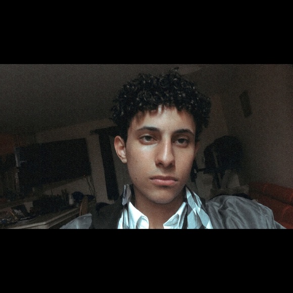 Meet your Posher, Ben - Picture 6 of 8